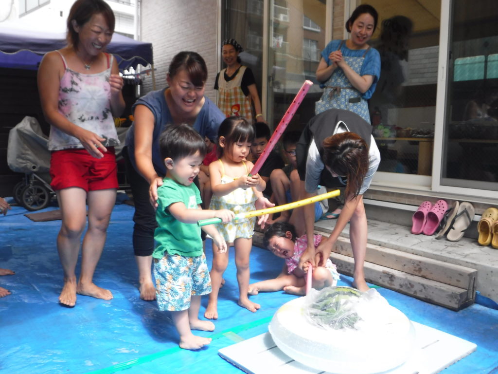 今週のまんまる～すいか割り流しそうめん大会～（８/１６更新）